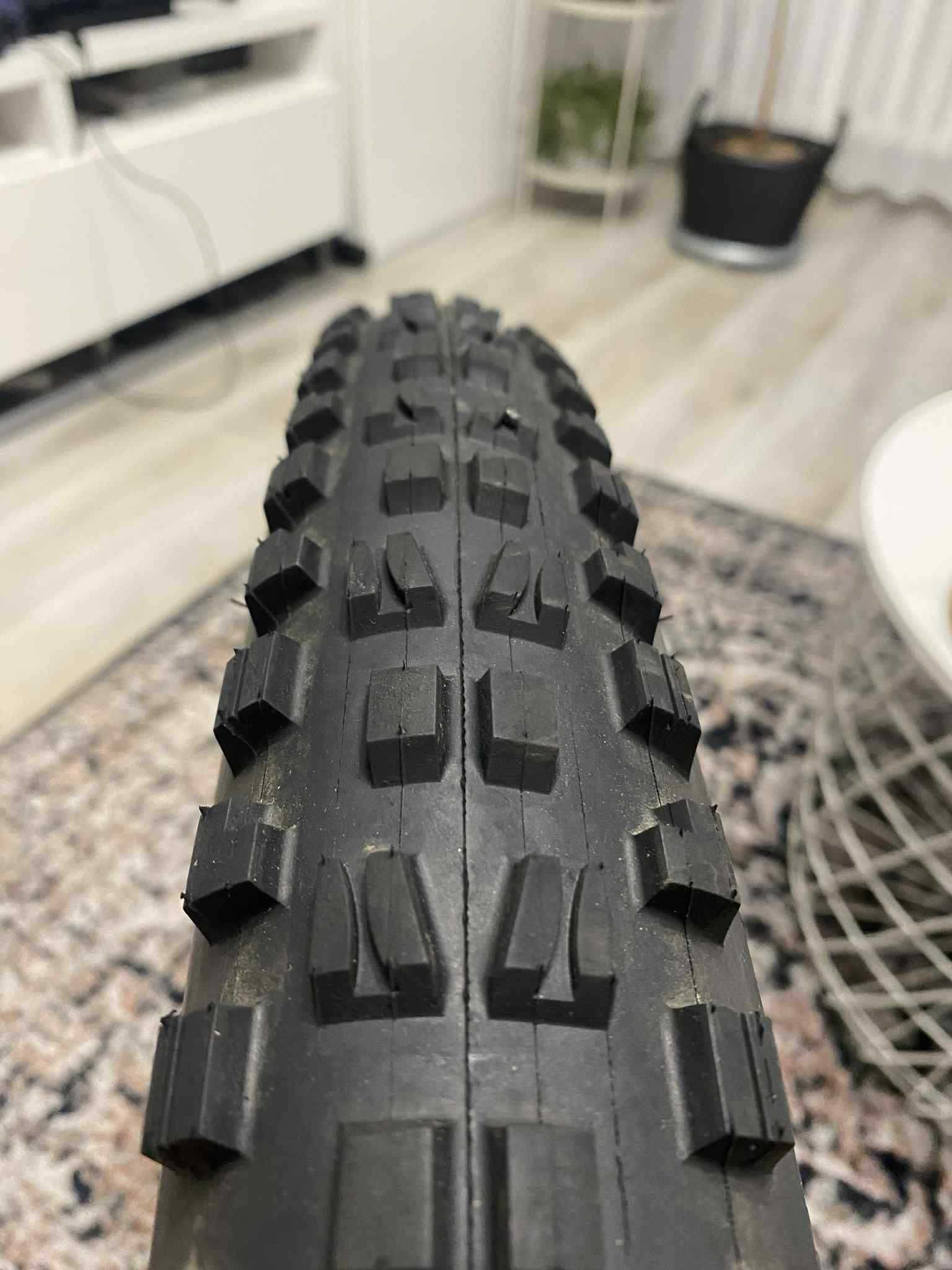 nowa opona maxxis minon DHF 29x2.60