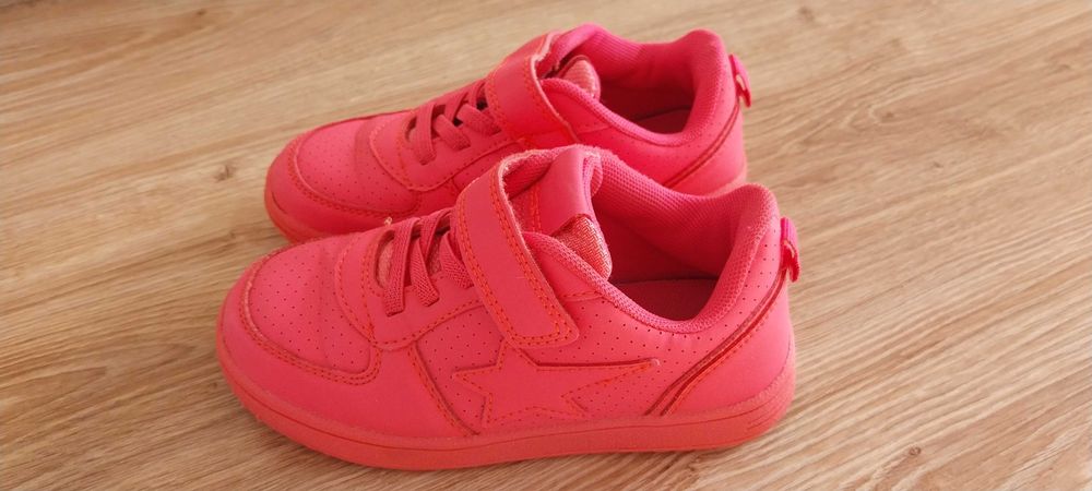 Adidasy dla dziewczynki