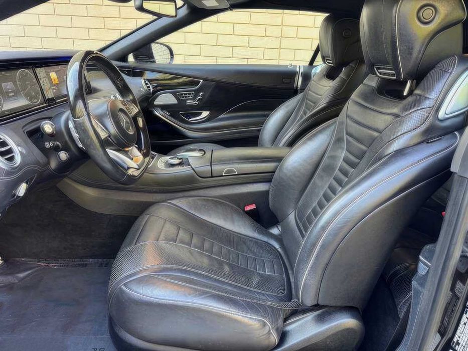 Mercedes-Benz S-Class S 550      2017