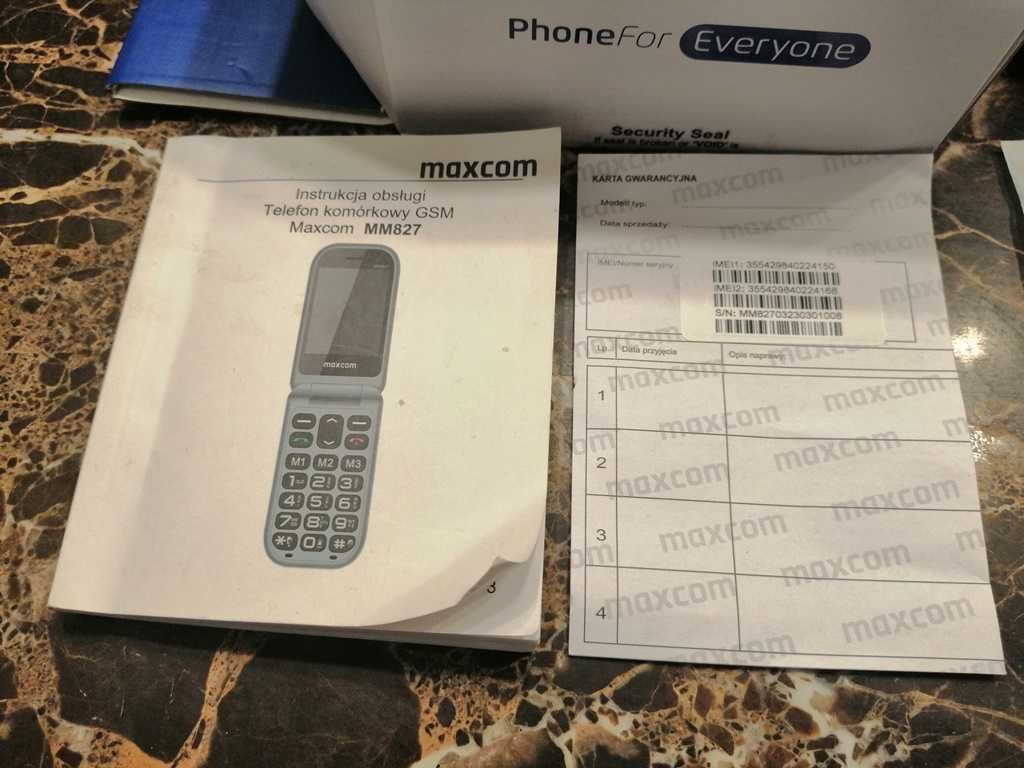 Maxcom MM827 telefon komórkowy GSM dla Seniora