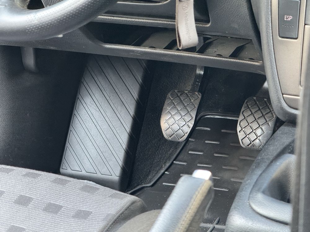 Volkswagen Passat НЕ ФАРБОВАНИЙ!