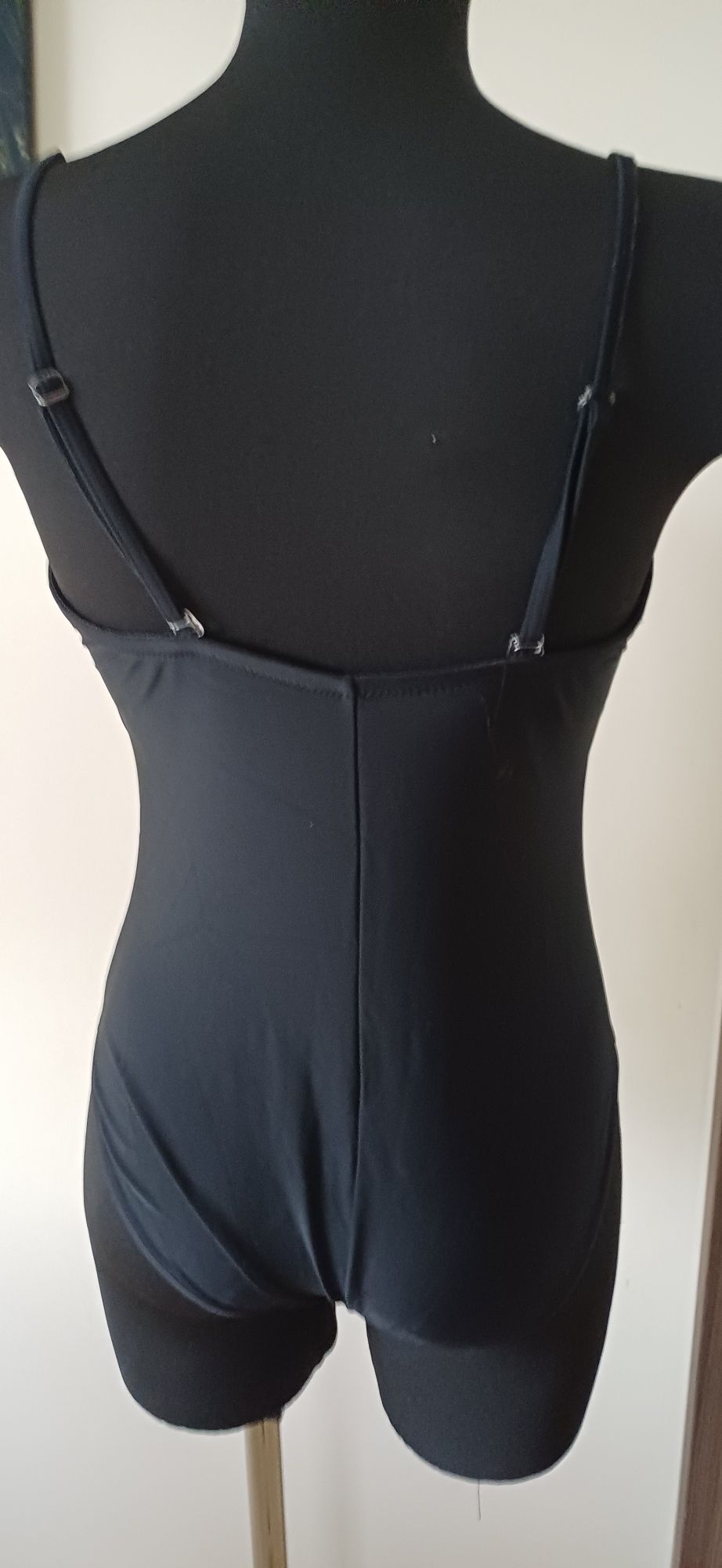 Strój kąpielowy damski,  jednoczęściowy marki Lycra, rozmiar M