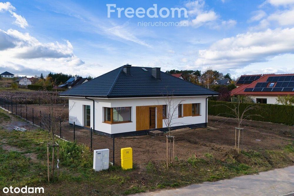 Parterowy dom w stanie deweloperskim