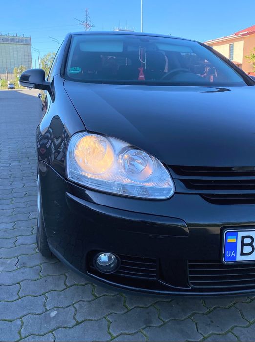 Volkswagen Golf V