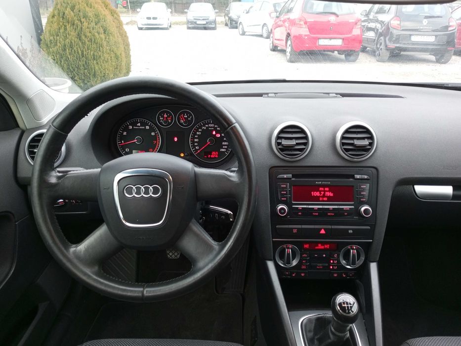 Audi A3 1.6 Benzyna 102 KM 2 kpl. kół