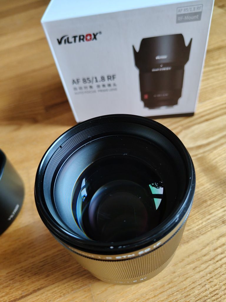 Viltrox AF 85/1.8 do Canon RF