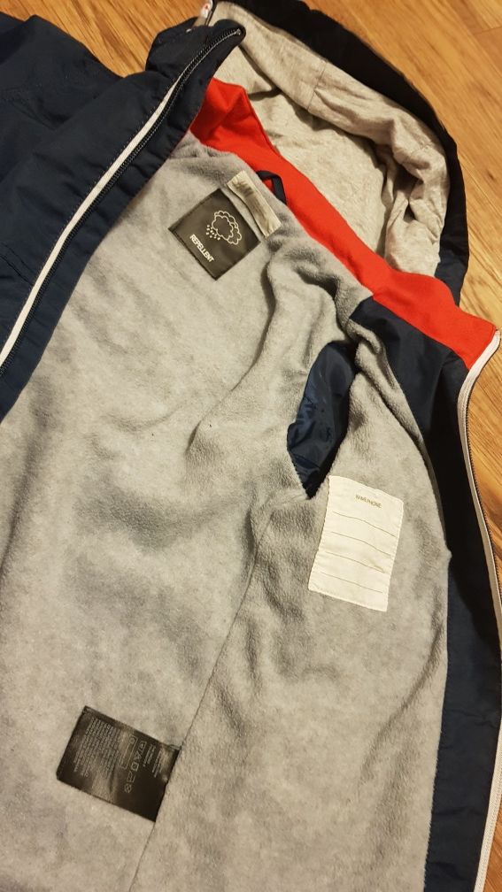 Granatowa kurtka H&M chłopięcą 116 przeciwdeszczowa z kapturem