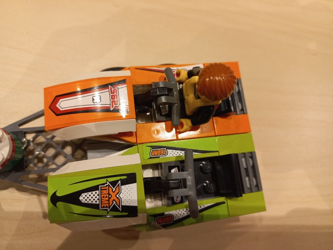 LEGO City 60058 (позашляховик)