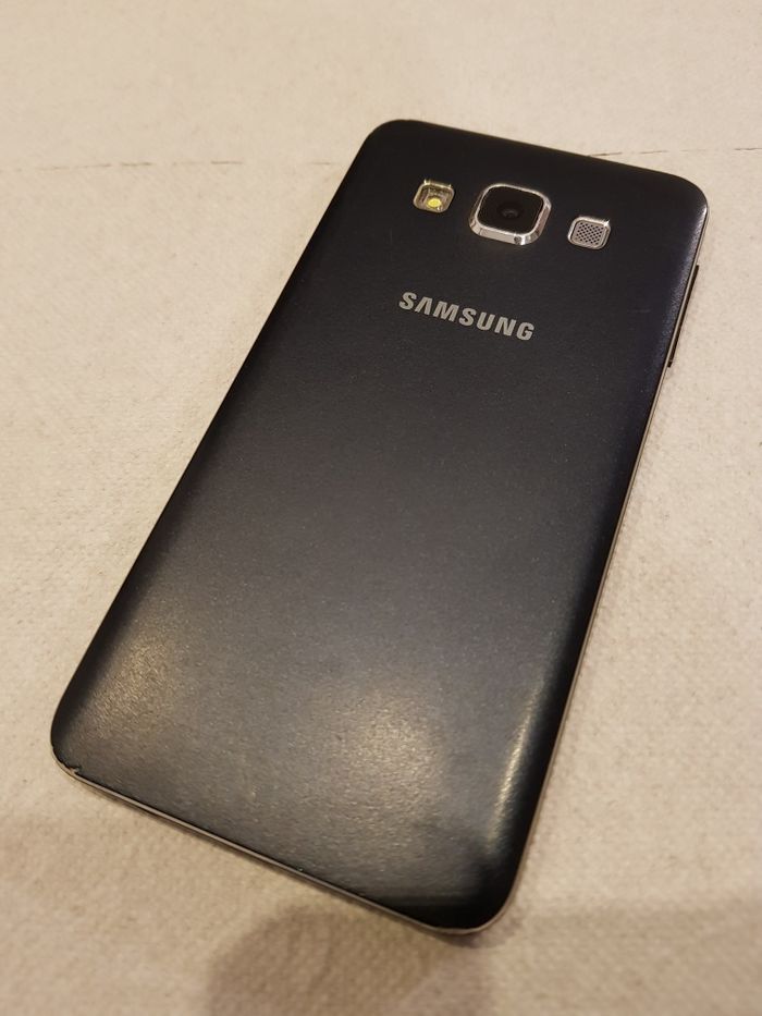 Samsung galaxy a3 sm a300fu super bez lcd