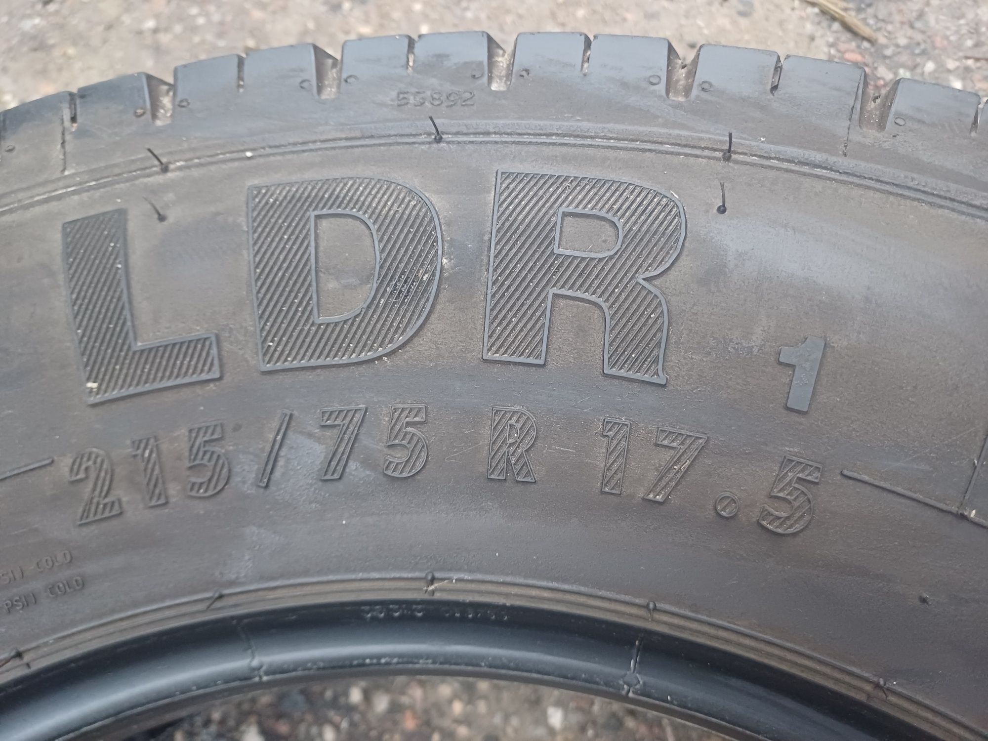 Opony ciężarowe całoroczne Continental LDR1 215 75 R17,5 napęd