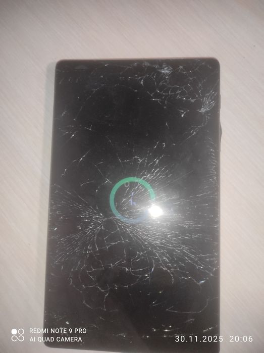 Планшет самсунг SM-T220 TAB A7 LITE