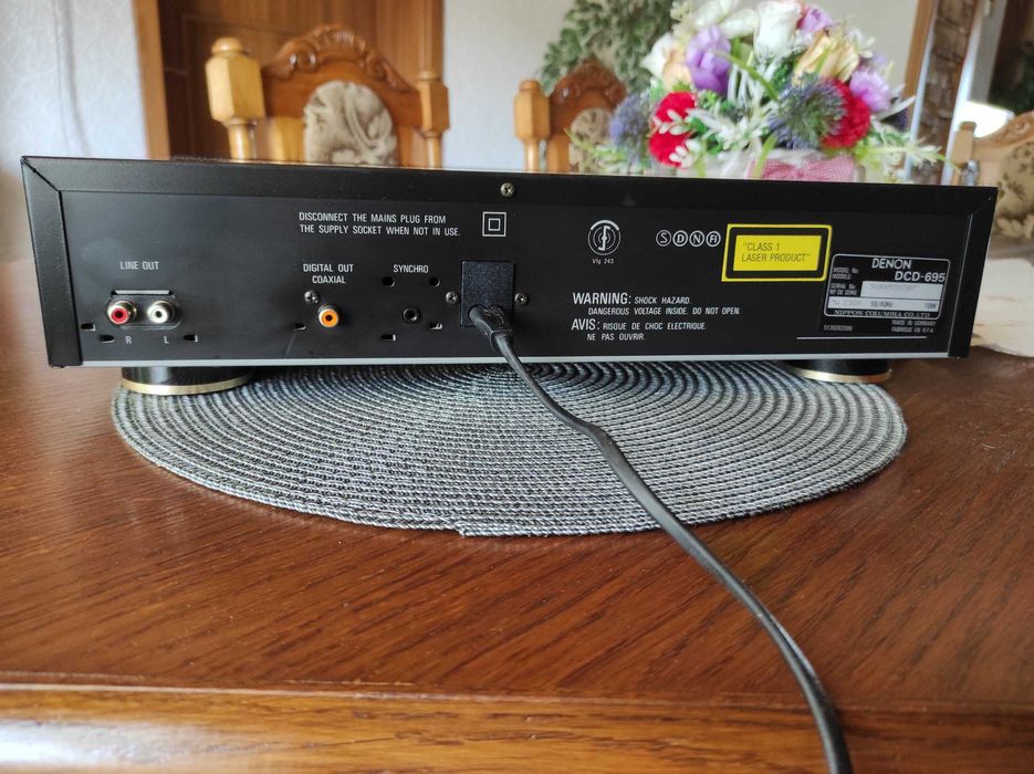 Odtwarzacz CD DENON DCD-695 + pilot i instrukcja