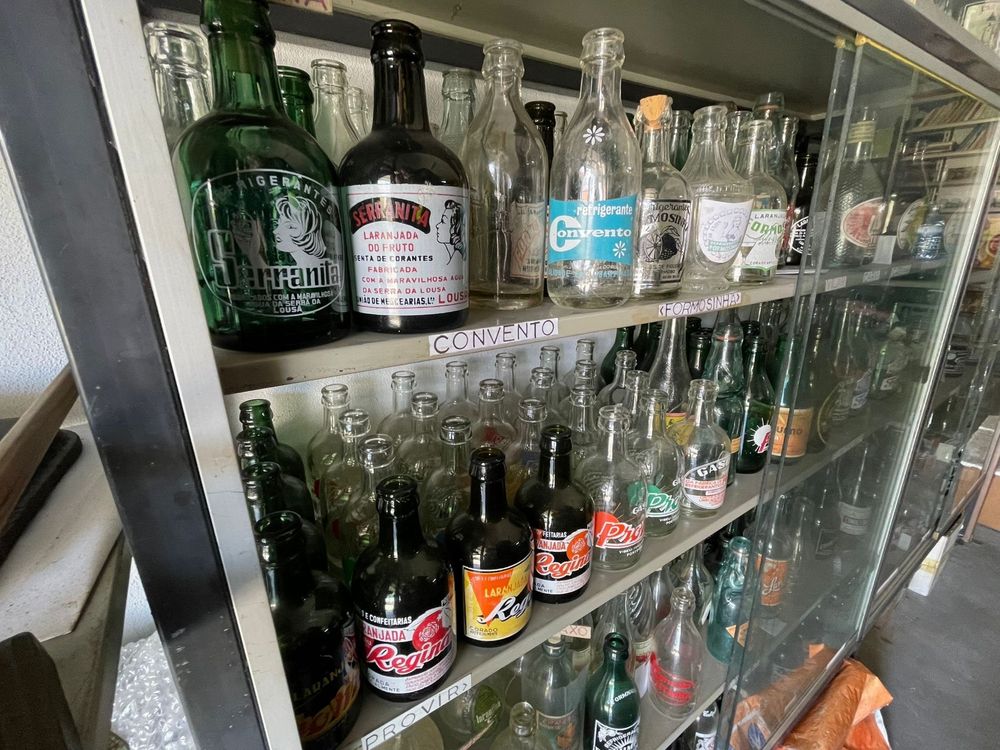Coleção de Garrafas Antigas