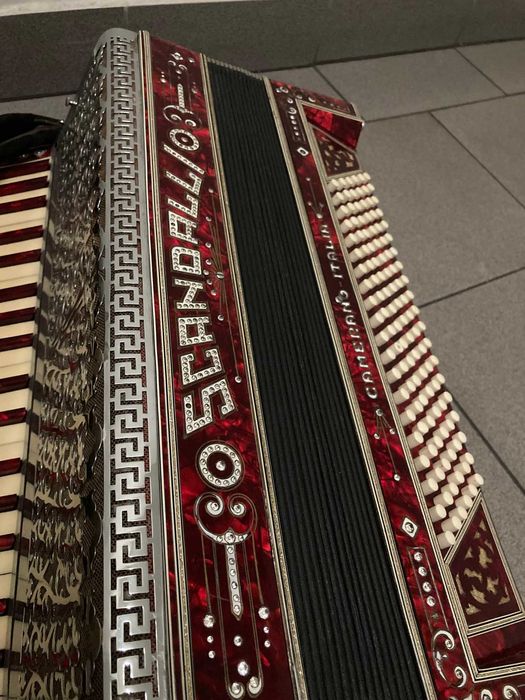 Akordeon Scandalli Camerano 120b