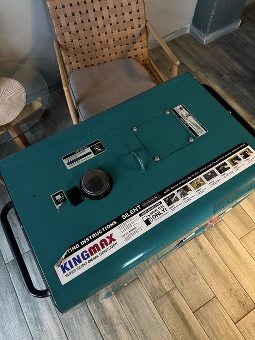 Дизільний генератор KINGMAX KH8000T3 7 -8 кВт