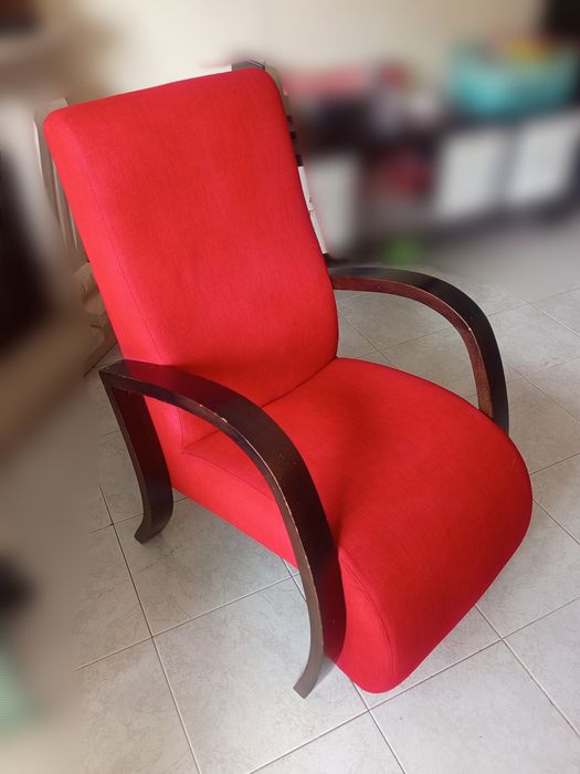 Cadeirão vermelho