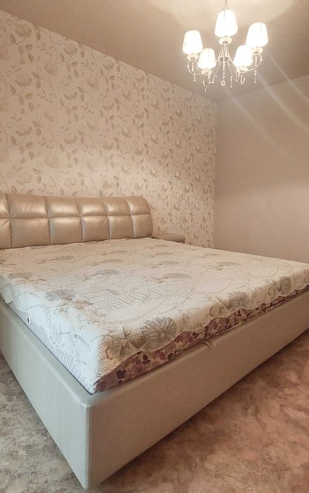 Продам 2-х кімнатну квартиру, вул. Семінарська.Сертифікат.