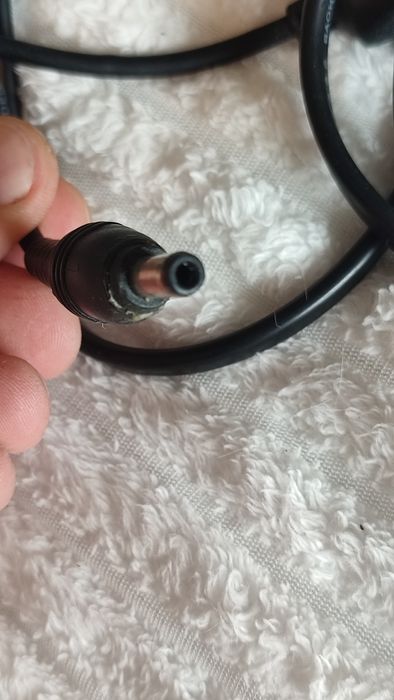 Adaptador Toshiba 19v para Portatil