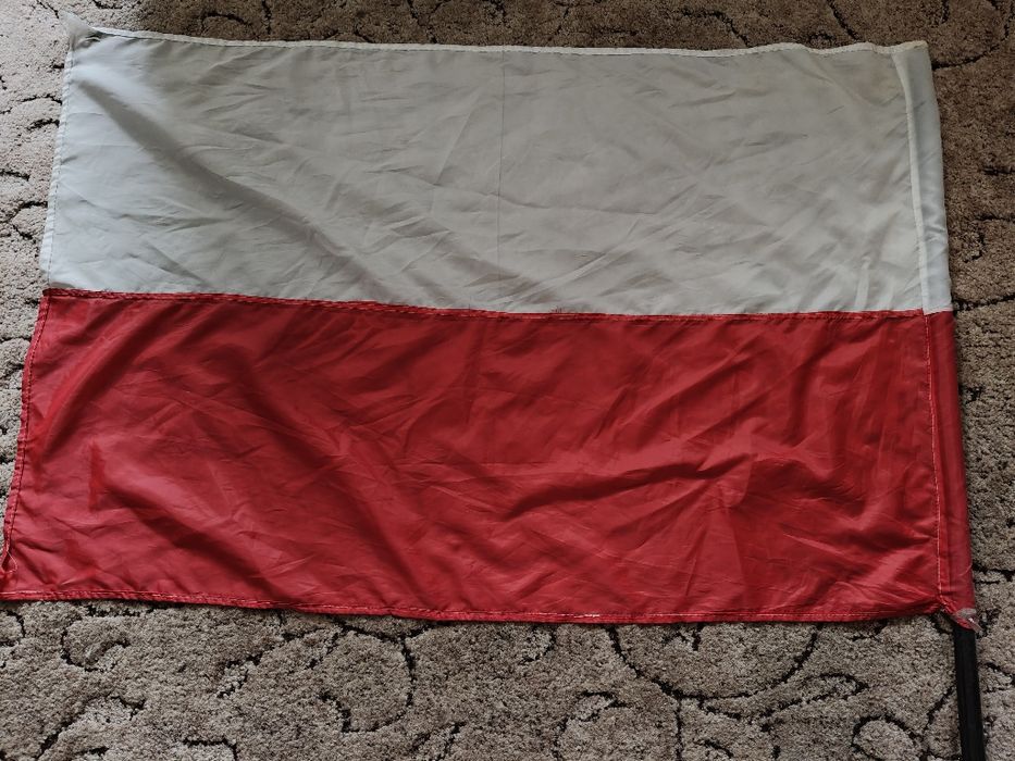 Flaga Polski 68x110 z kijem