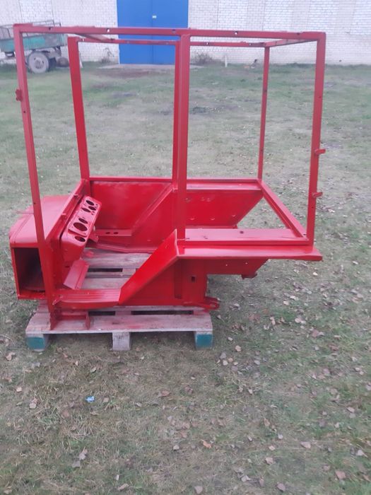 Кабіна на тракто Т-25.