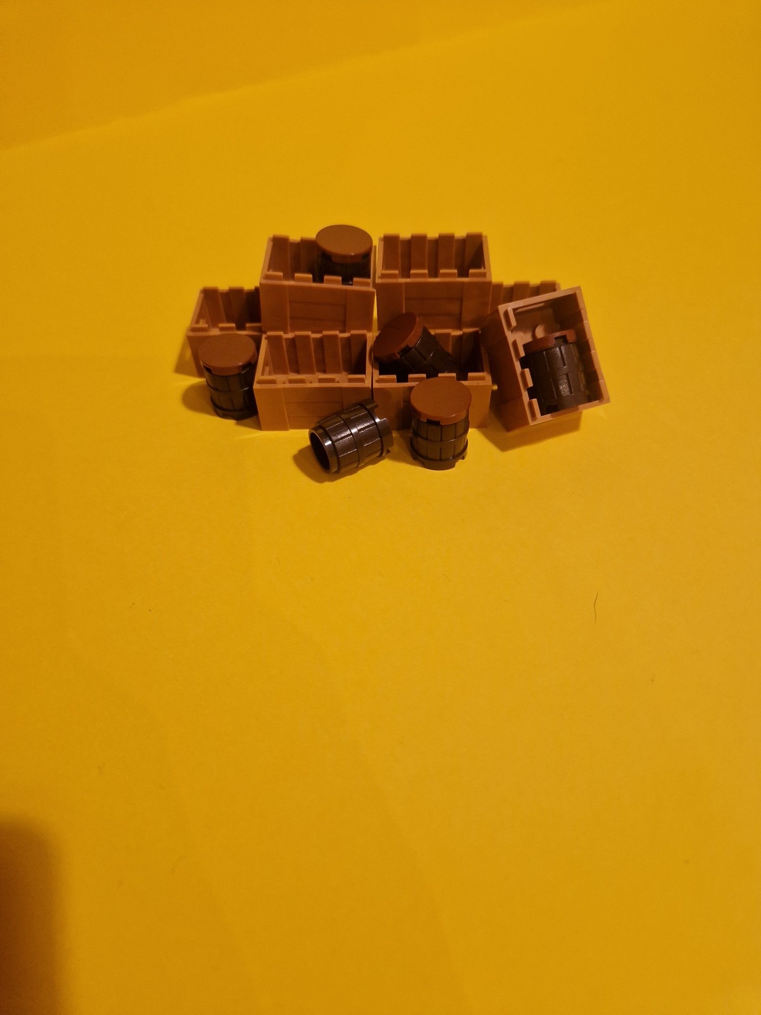Witam mam na sprzedaż elementy lego