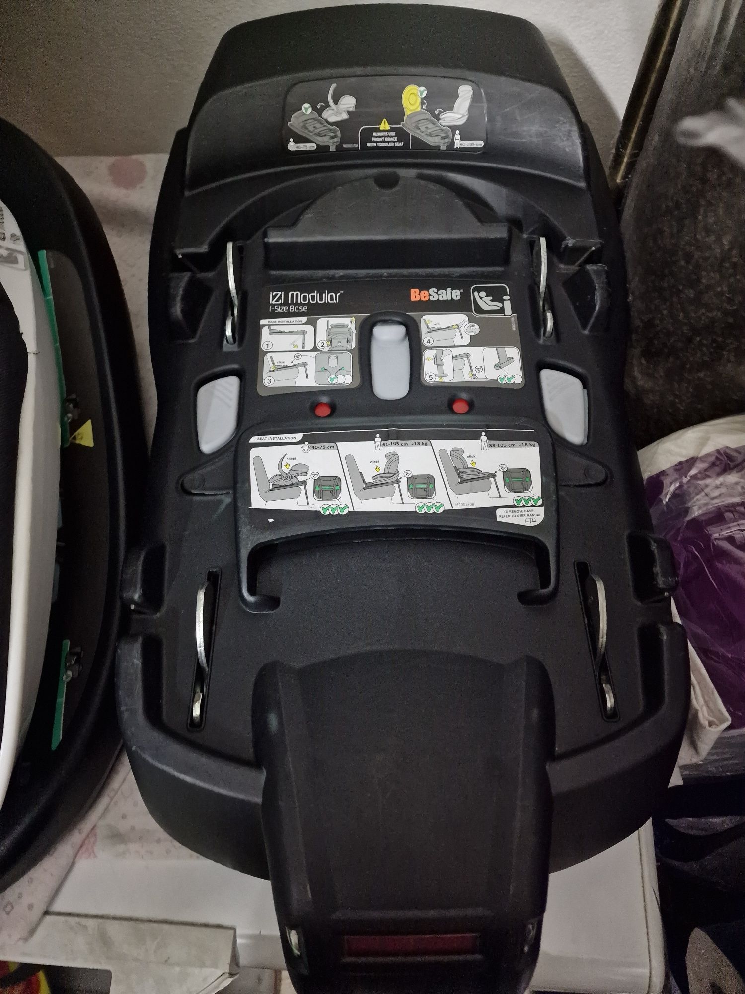 Cadeira auto isofix + base COMO NOVA