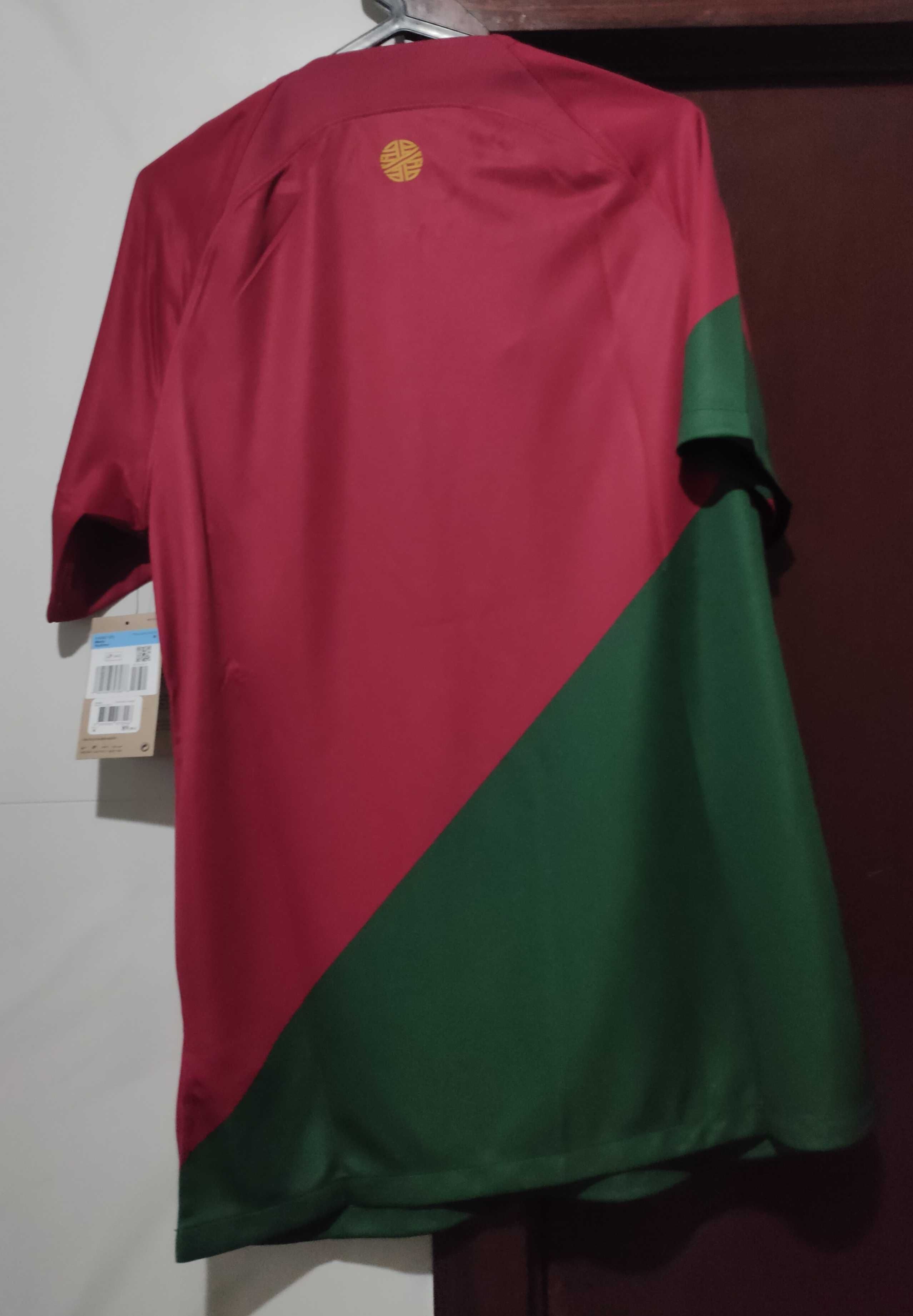 Camisola oficial da seleção nova com etiqueta