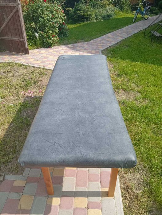 Продам кушетку для масажу чи косметології