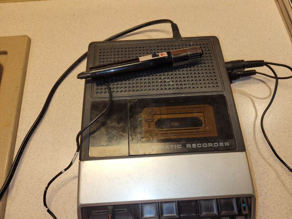 Magnetofon kasetowy Philips