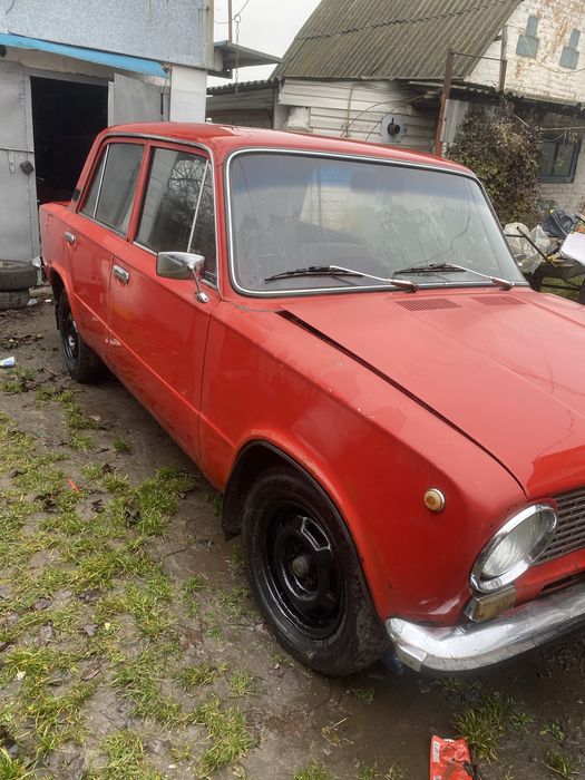 Продам ваз 21011