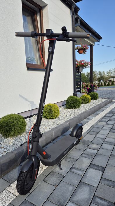 Hulajnoga elektryczna xiaomi 4 pro 2 gen. Electric scooter