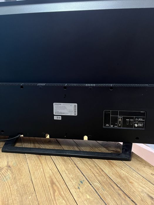 Телевізор Grundig 40 дюймів