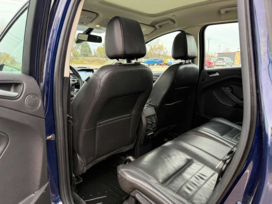 Ford C-Max Hybrid SEL      2016