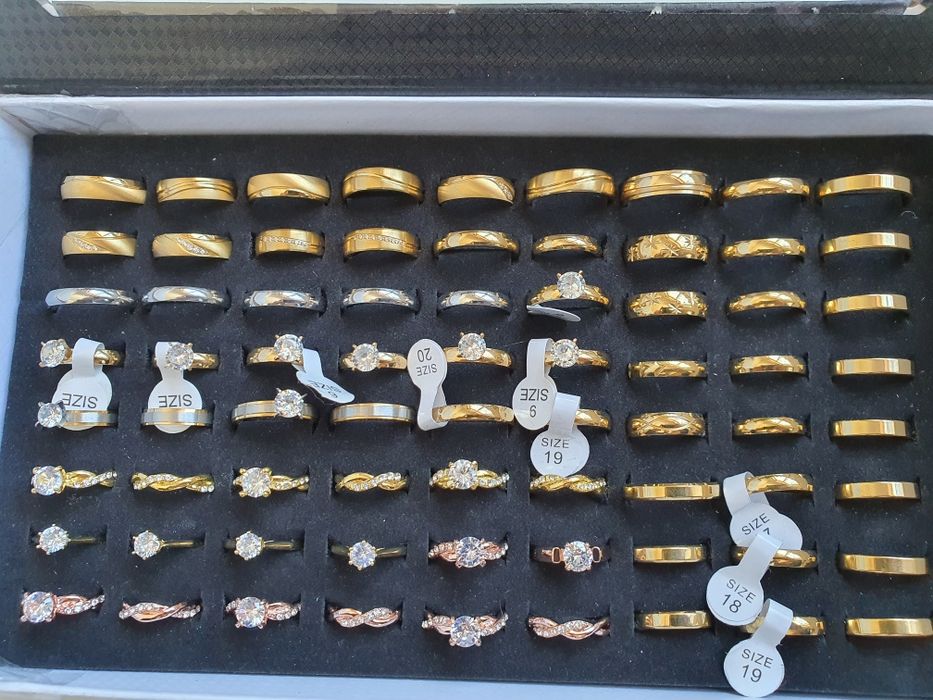 Alianças e solitarios,lindos elegantes