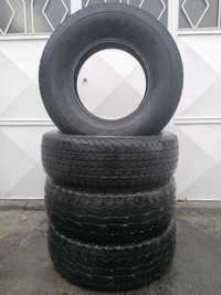 4 pneus (265/70/R16) 50% piso