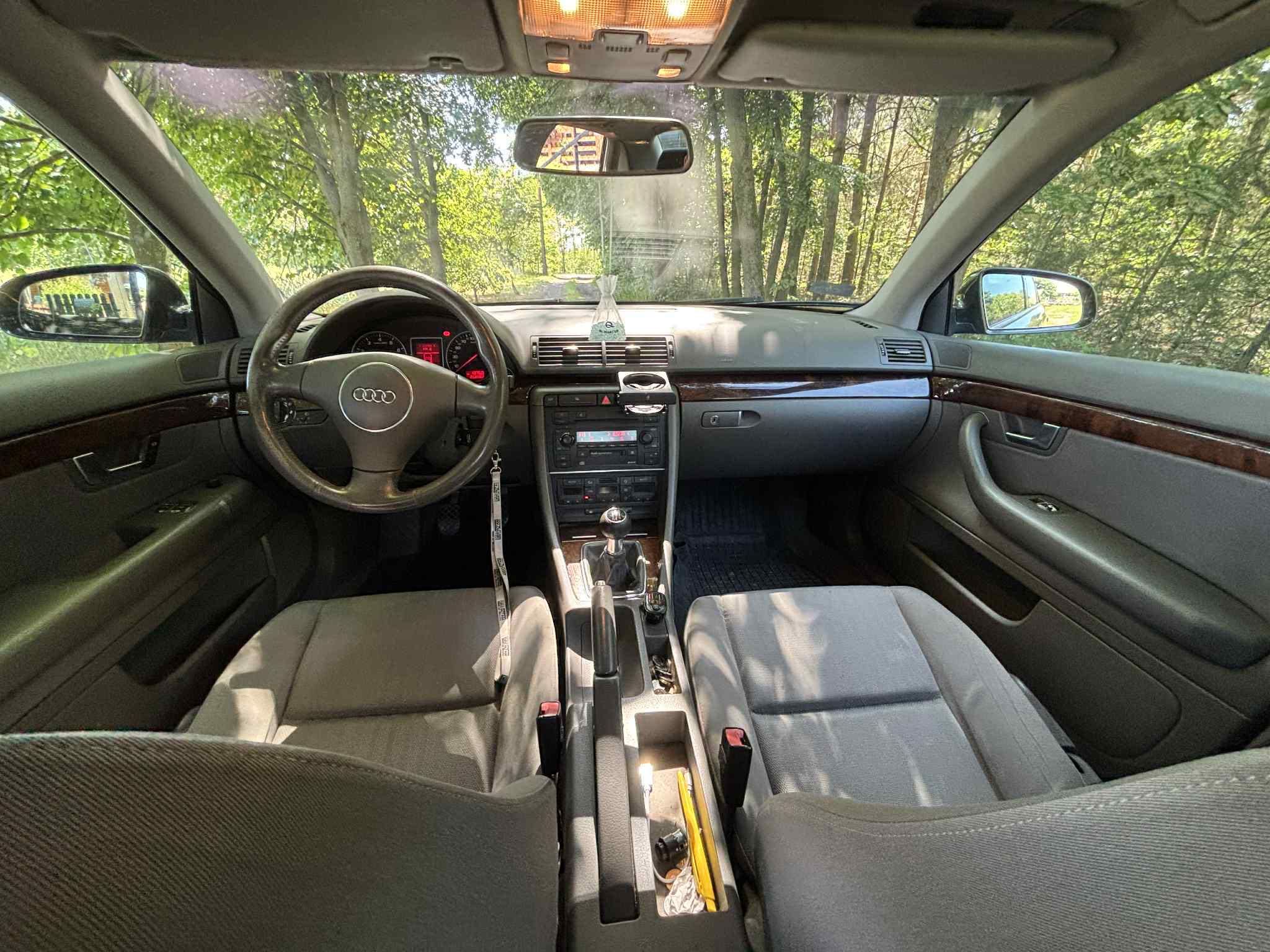 Audi A4B6 2.0 130km