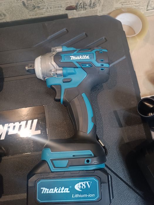 Набір Makita 4в1 Шуруповер + Болгарка + Перфоратор + Гайковерт 2АКБ