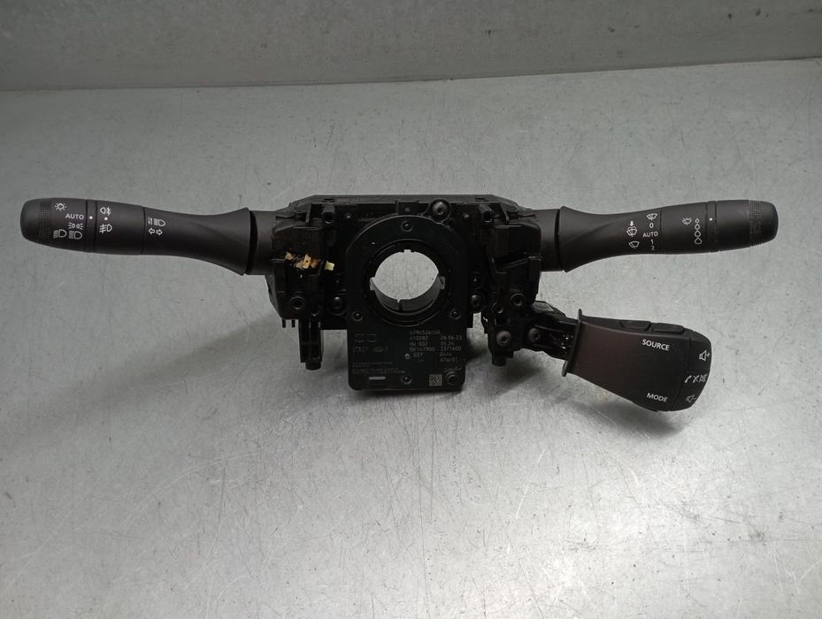 Conjunto / manetes de luzes e limpa vidros RENAULT Kangoo III Express