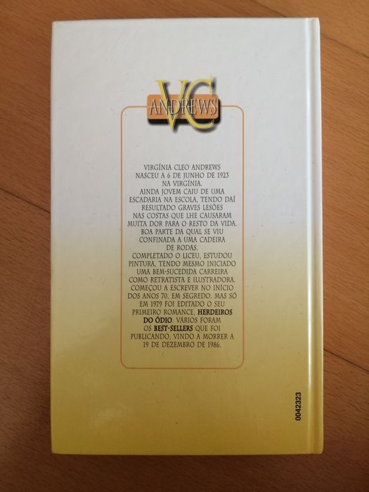 Livro "A Jóia Oculta"