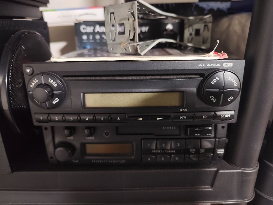 Lote de Auto-Rádios - Todos funcionais