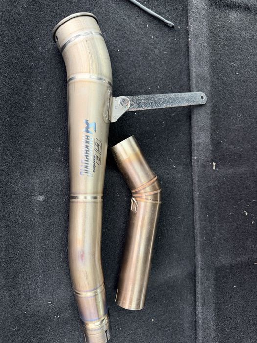 Ponteira Akrapovic