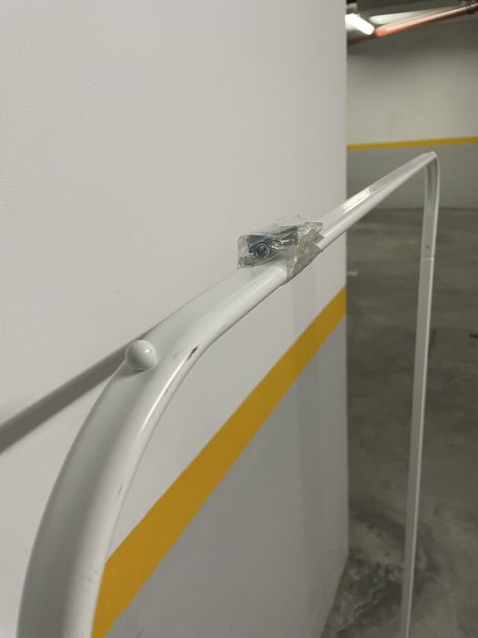 Charriot branco metalico IKEA