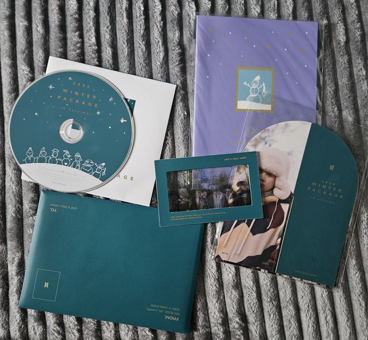 BTS Winter Package 2020 in Helsinki з міні-фотобуком Чонгука