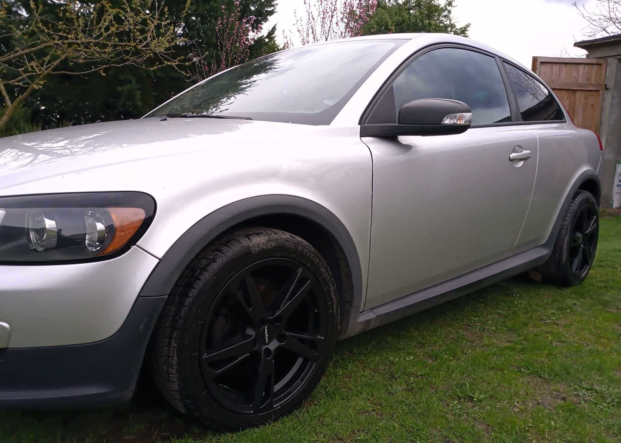 Felgi+dystanse H&R aluminiowe R17 5x108 Volvo, Ford itd.