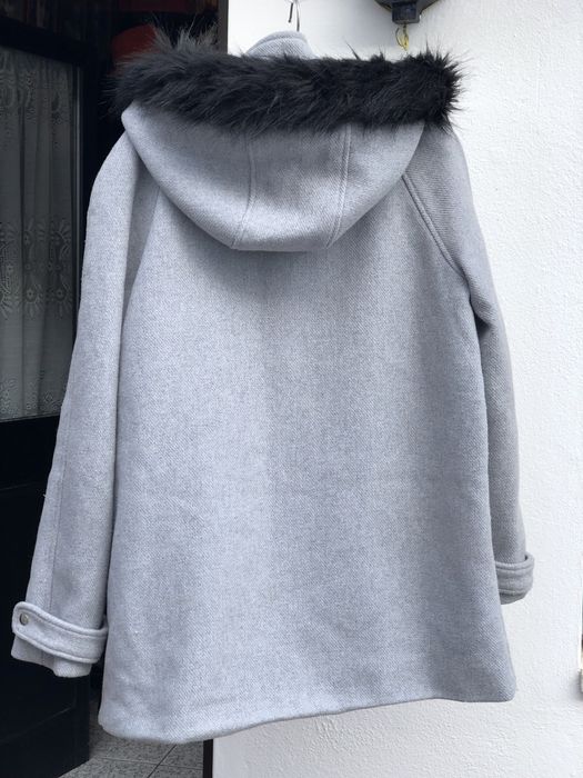 Casaco , tamanho  S - cinza  com Capus