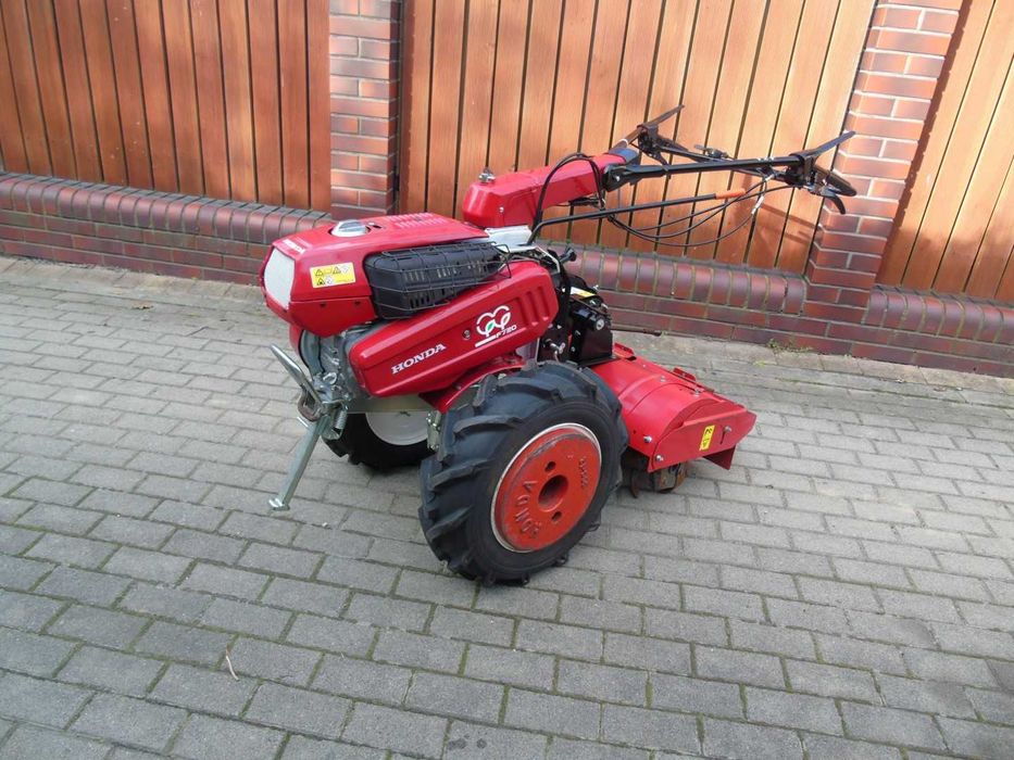 Glebogryzarka spalinowa dzik HONDA F 720  SUPER STAN