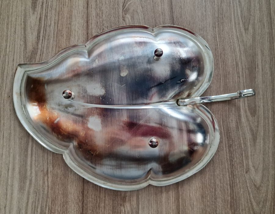 Srebrzona patera Liść kolor srebrny plater srebro misa miska okazja