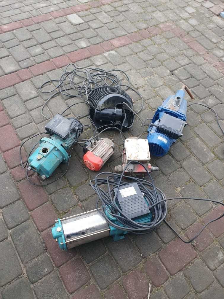 Sprzedam na części pompy wodne