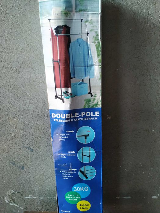 мобильная/передвижная стойка для одежды