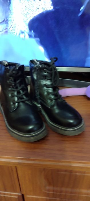 Ботінки для дівчинки